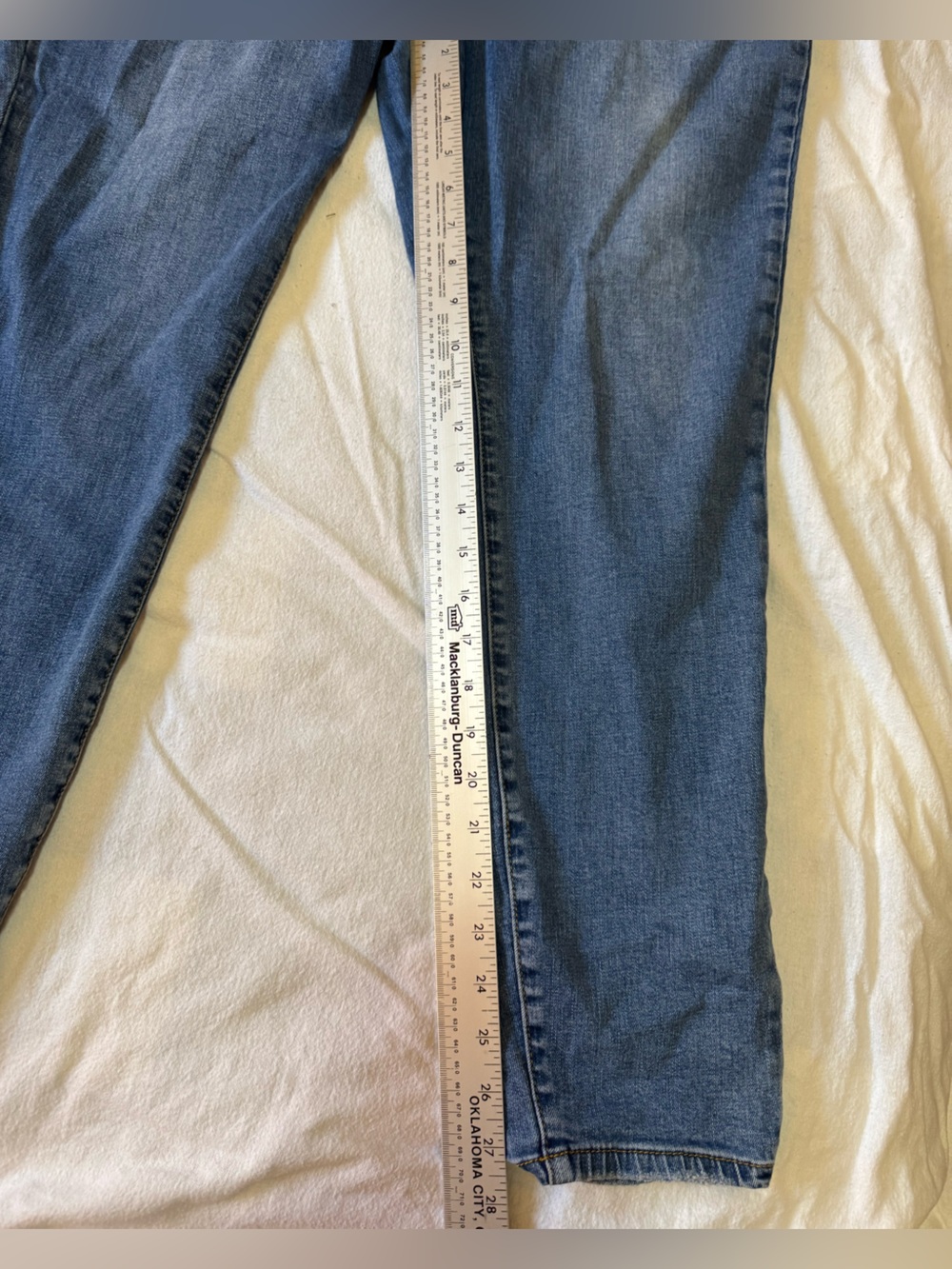 Arula Live In Women’s 18 High Rise 3 Button Skinny Jeans Medium Wash - Picture 3 of 9